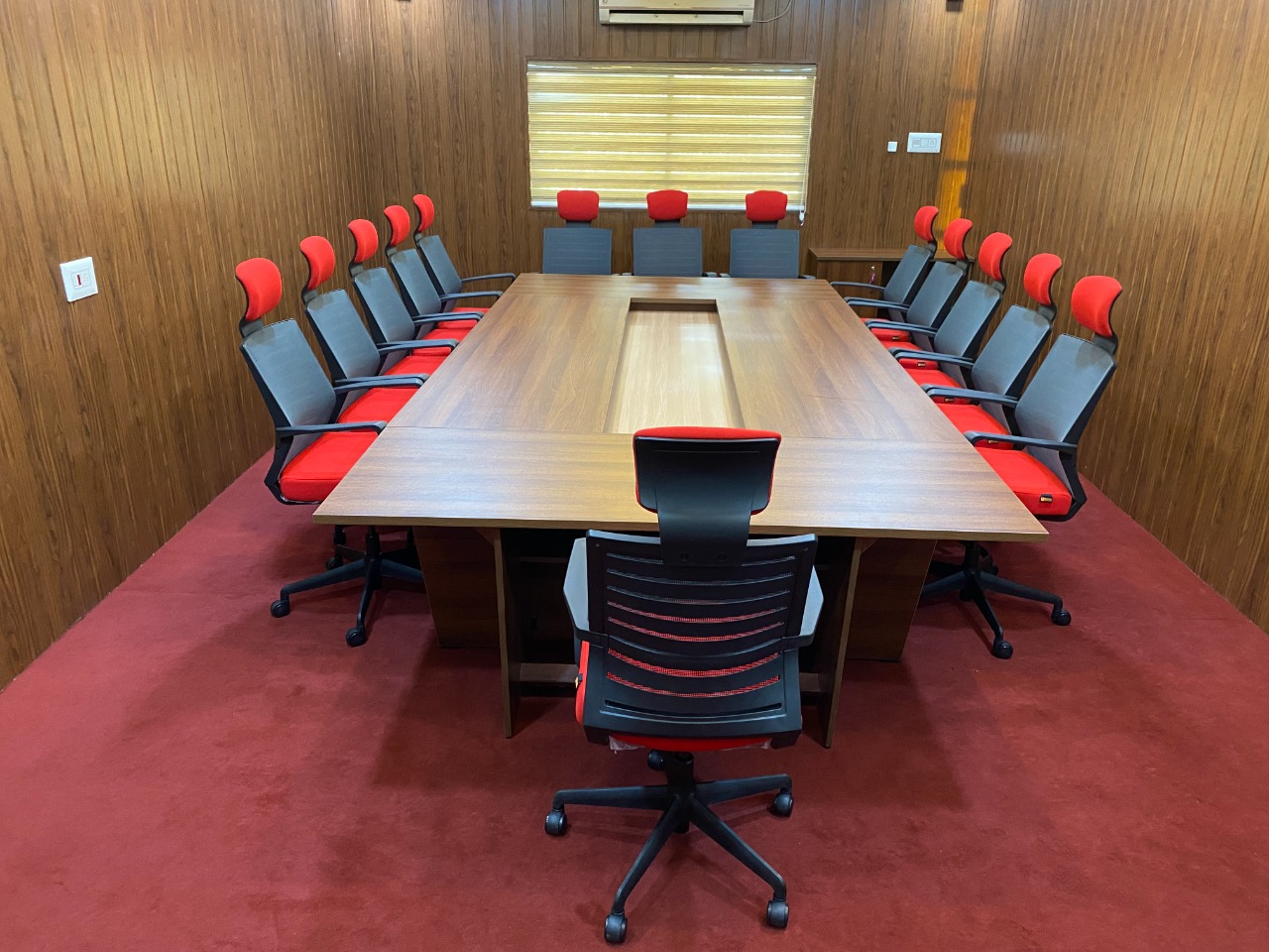 Conference hall tables and chairs